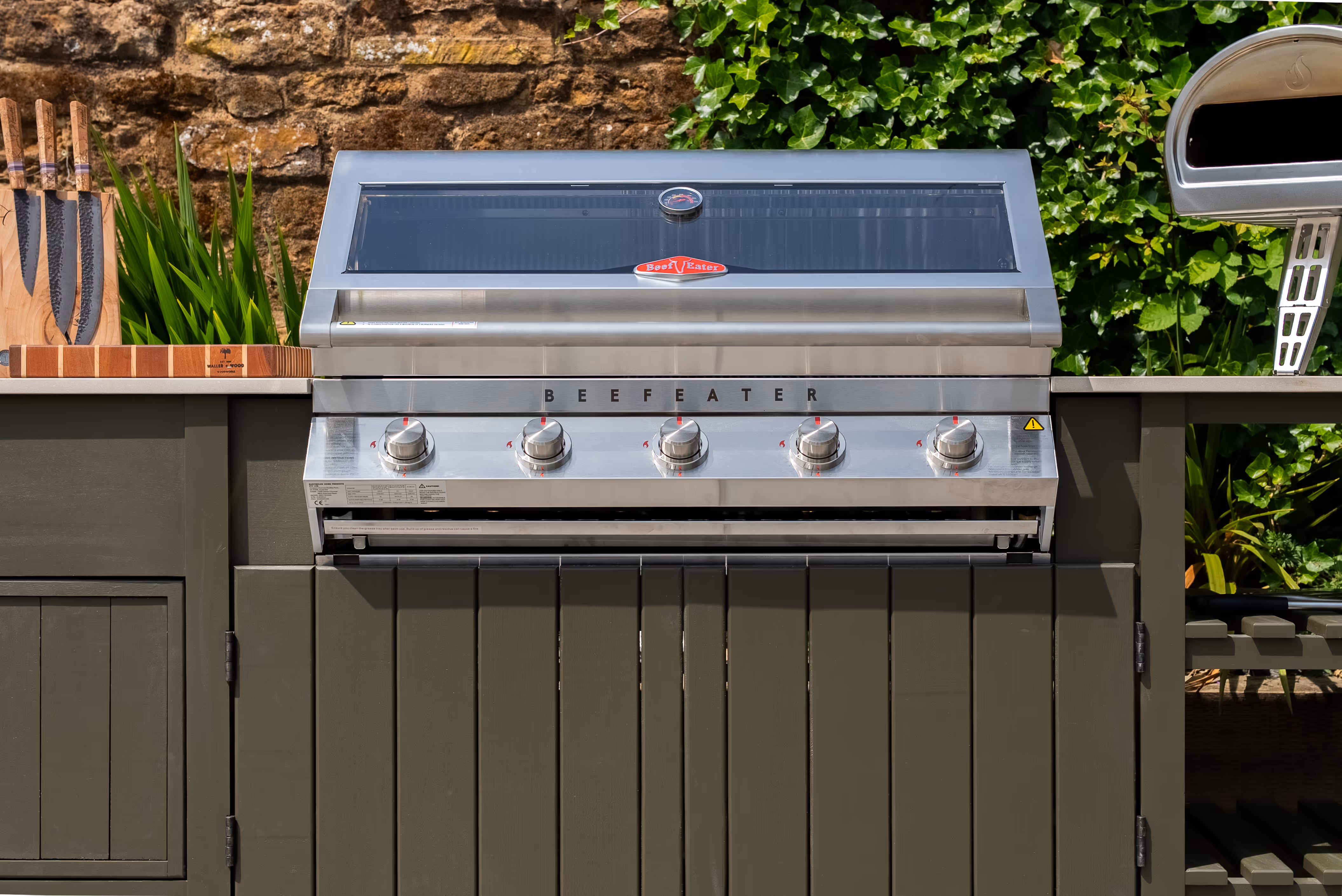 Alfresco one bbq grill open lid closeup