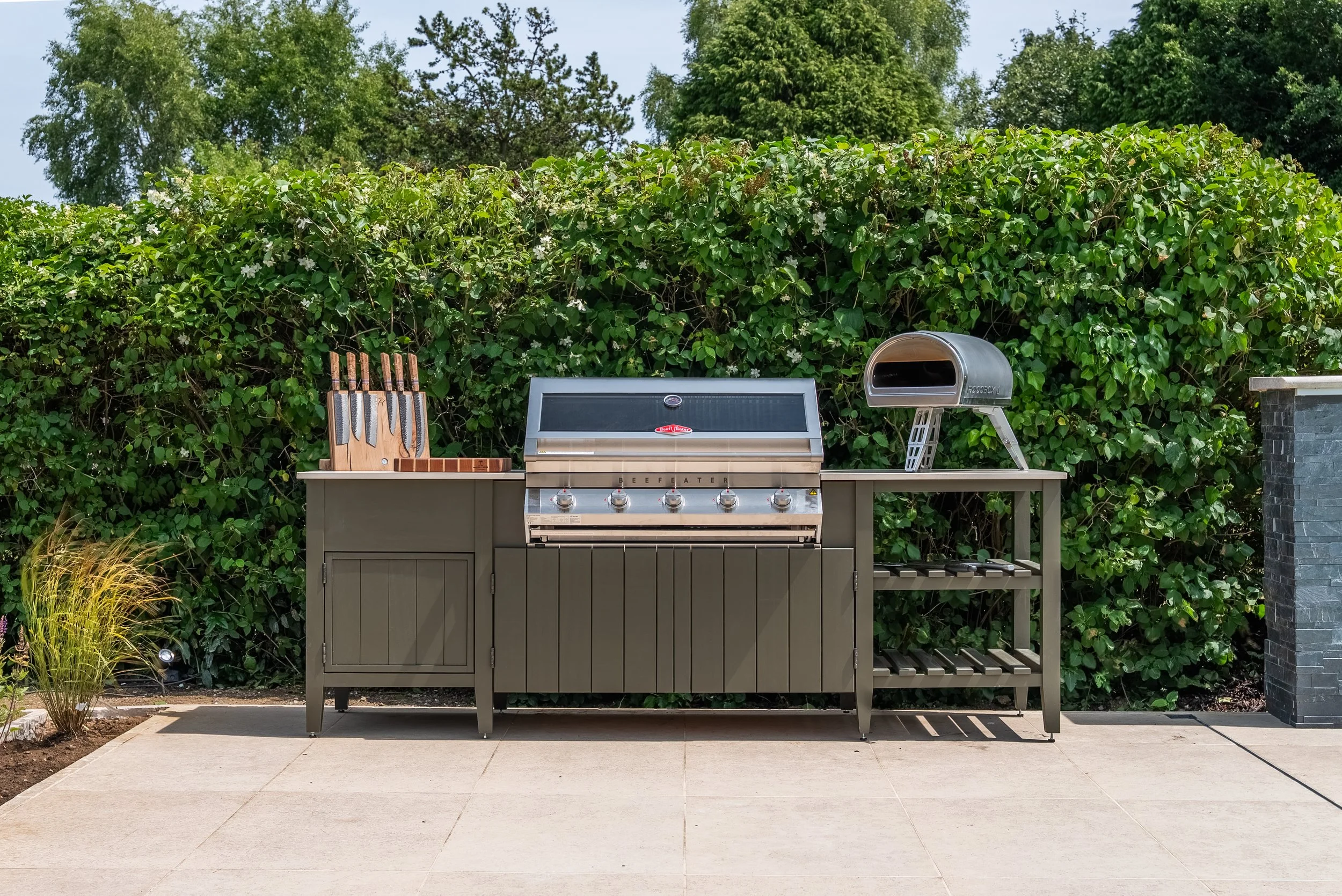 Alfresco one lifestyle 01